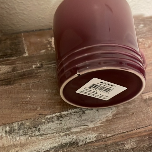 3 Le Creuset coffee mugs purple, grey, red new with tags. Has some small marks. - Picture 4 of 5